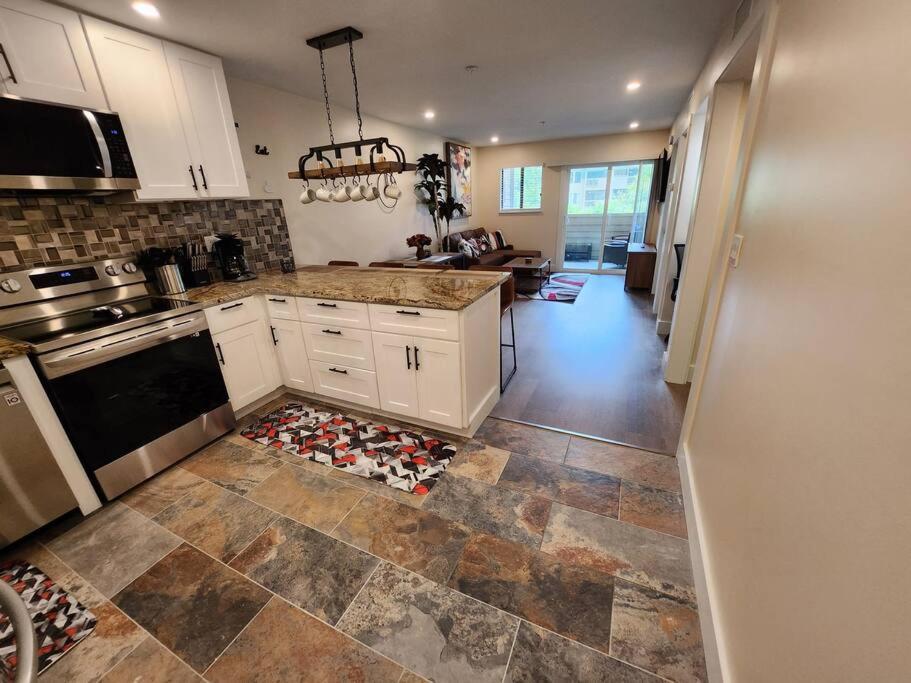 Classy & Comfortable Condo! Hilton Head Island Exterior photo